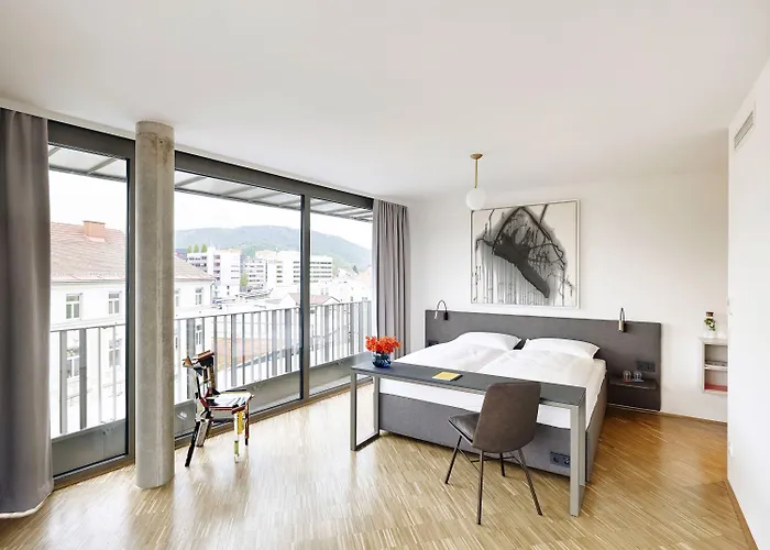 מלון Lendhotel 4*