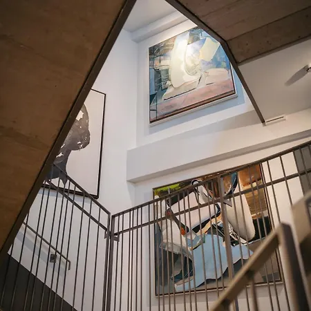 מלון Lendhotel 4*